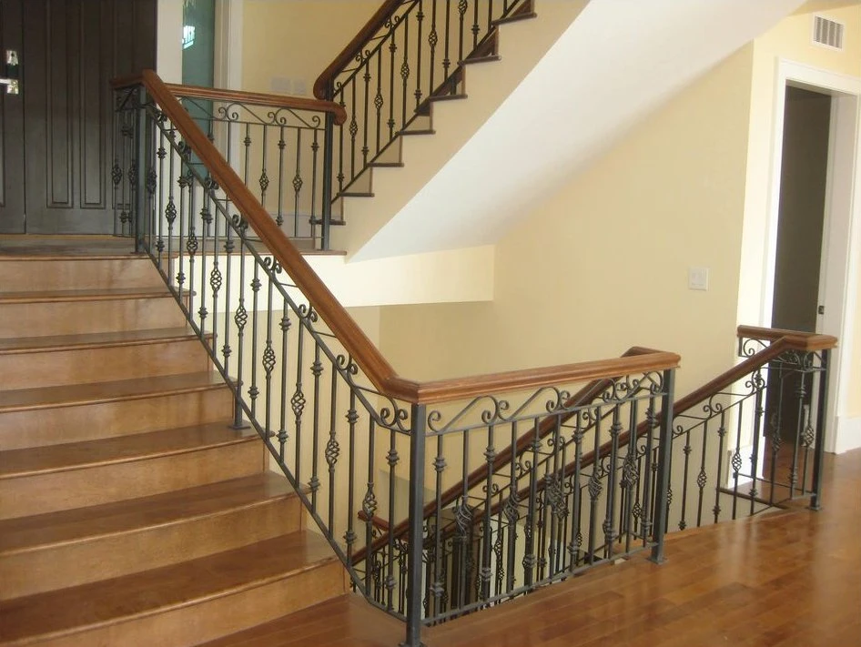 Galvanized Steel Pipe and Wrought Iron Balustrade for Stair or Outdoor Balcony Railing Fence